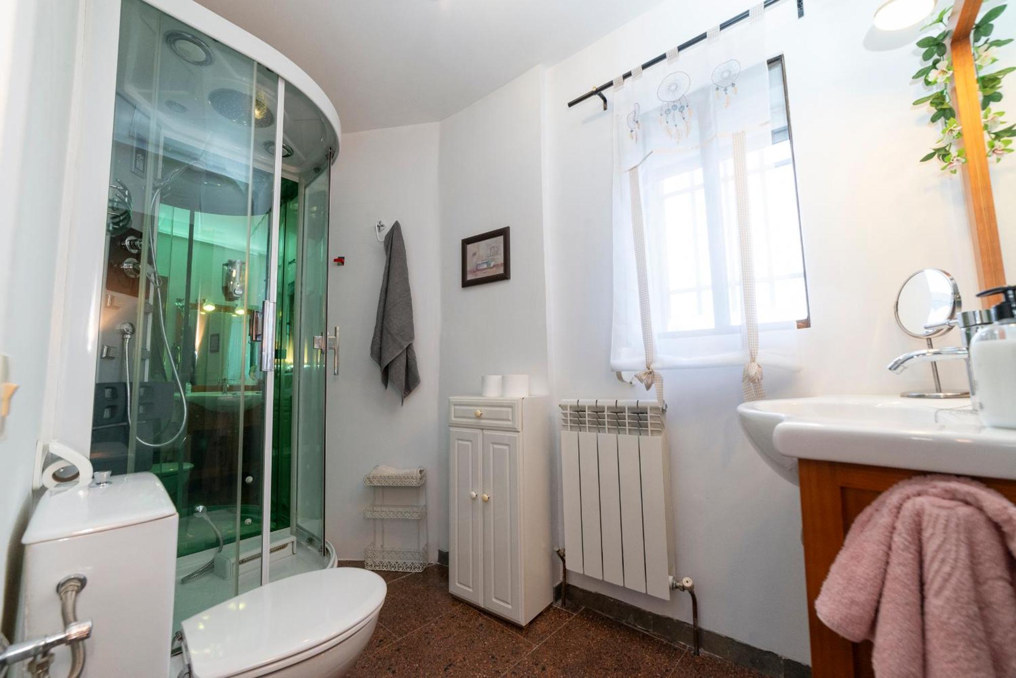Gran Casa Rural Al Aire Libre En Griselヴィラ エクステリア 写真