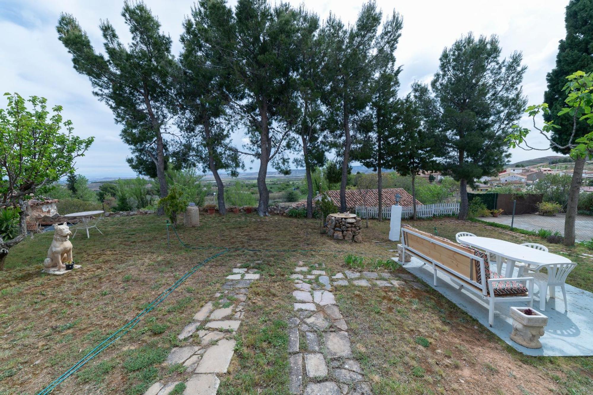 Gran Casa Rural Al Aire Libre En Griselヴィラ エクステリア 写真