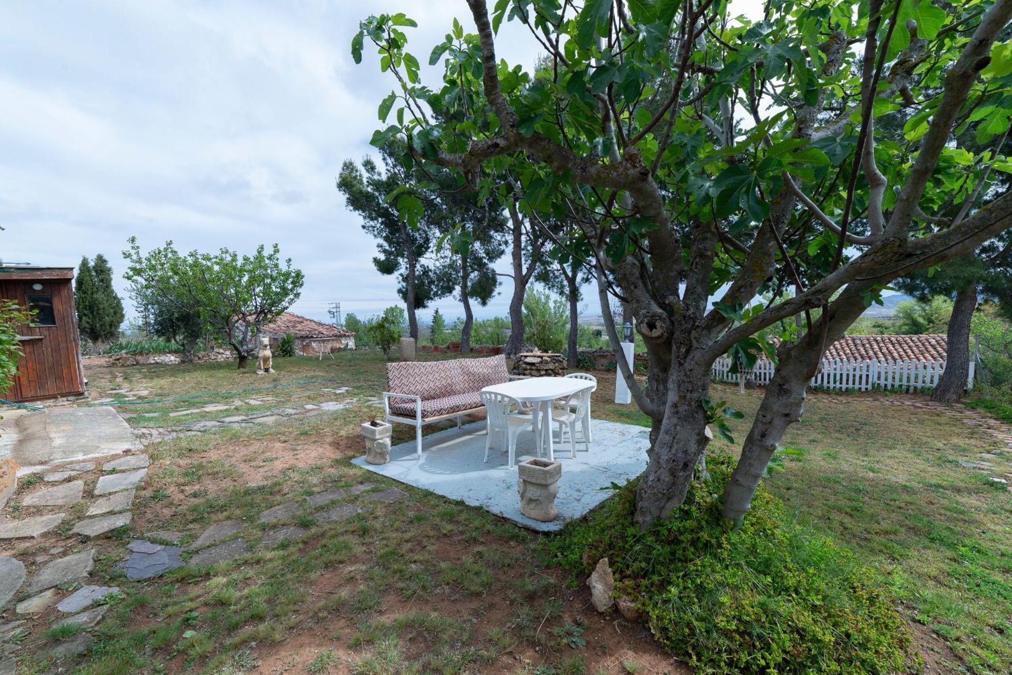 Gran Casa Rural Al Aire Libre En Griselヴィラ エクステリア 写真